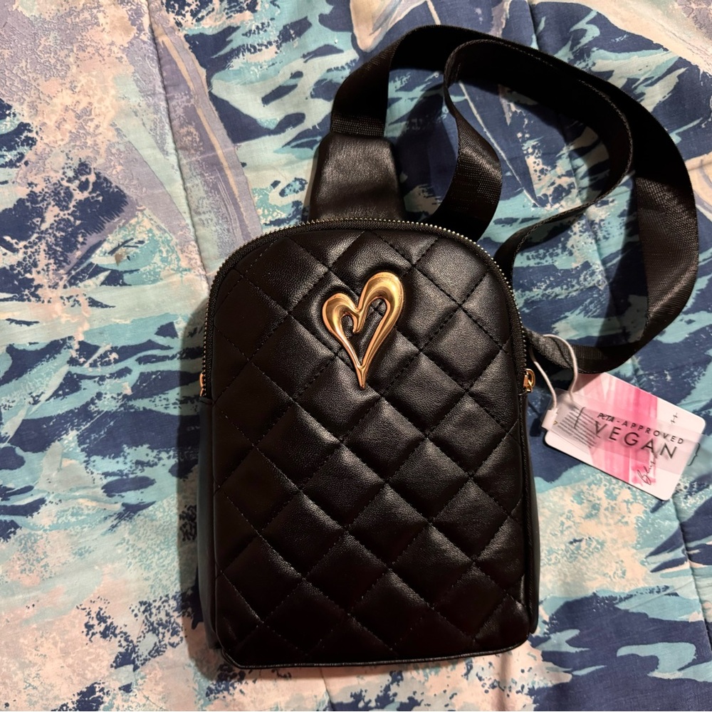 Blush Kiss Crossbody